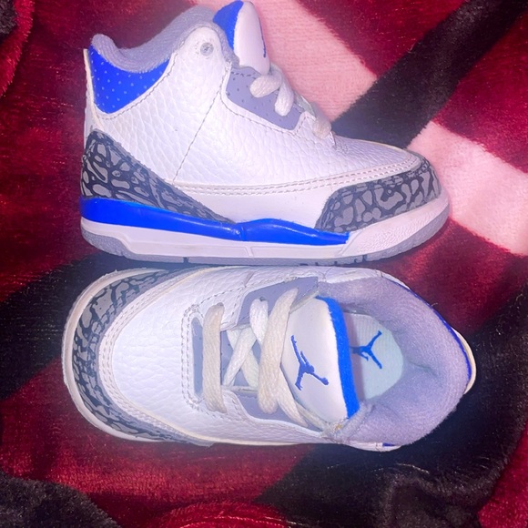 SIZE 4c / 9/10 condition/ no tears Jordan for toddler - Picture 1 of 5